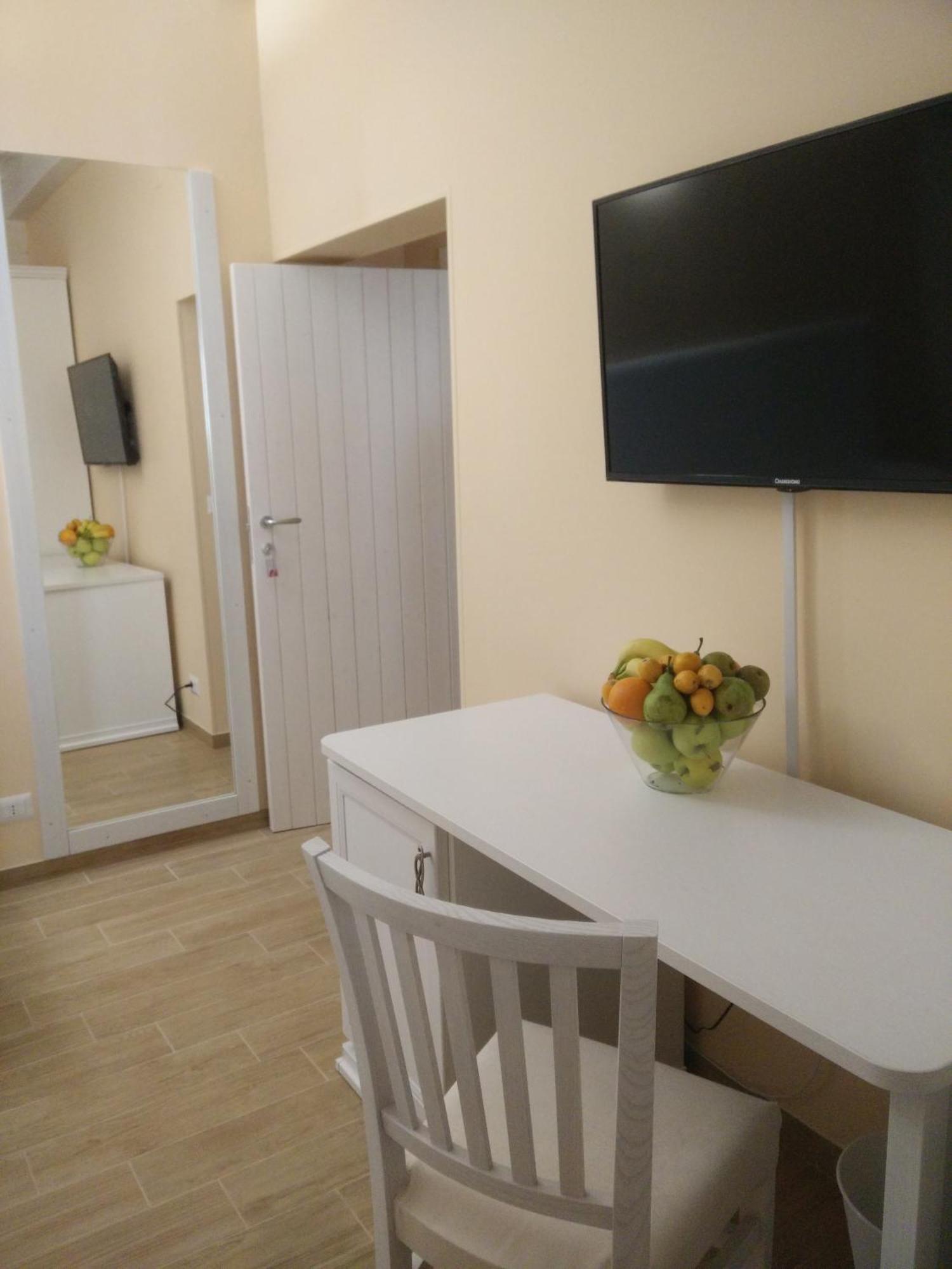 Le Camelie Bed & Breakfast Marina di Ginosa Ruang foto