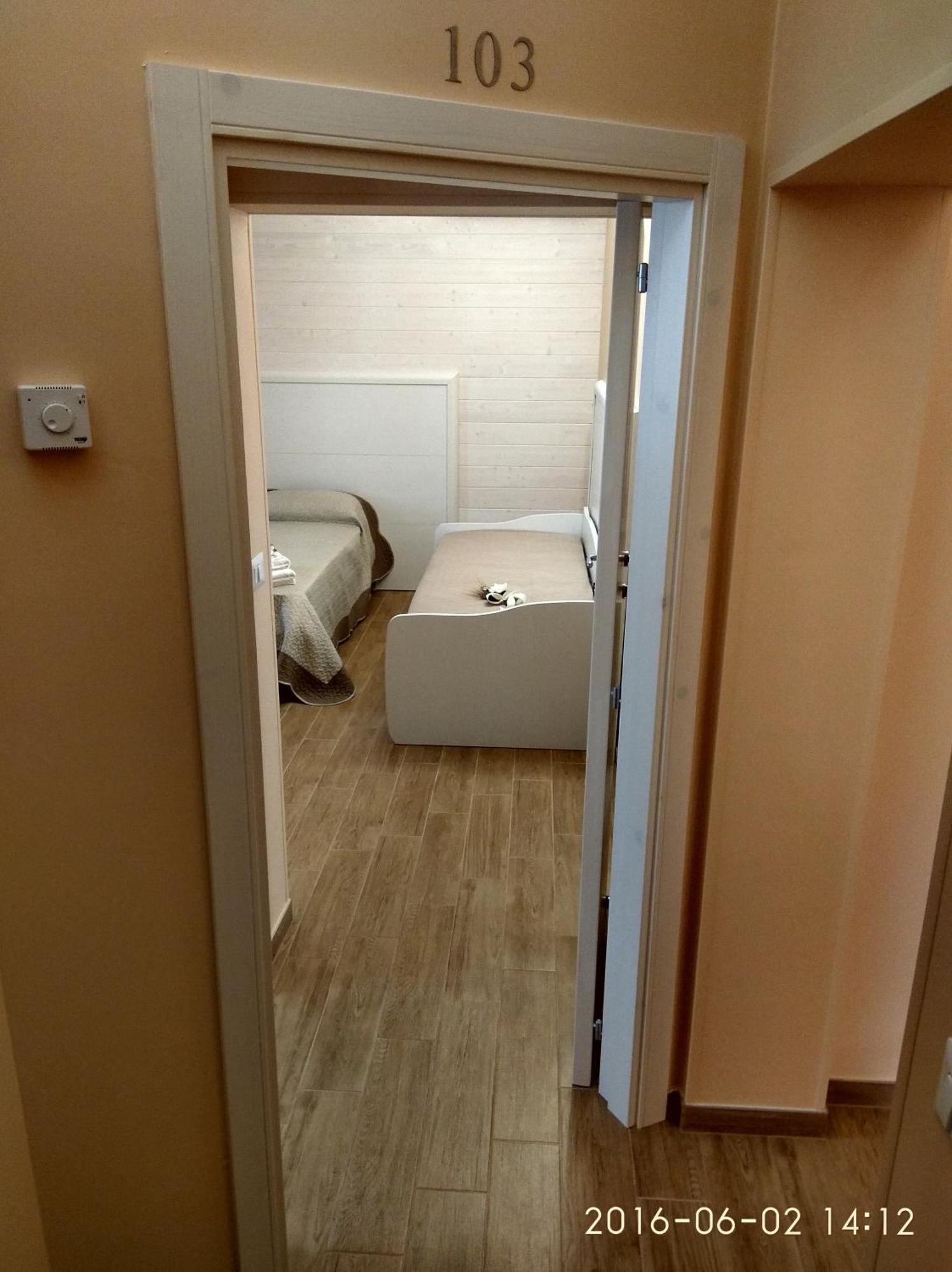 Le Camelie Bed & Breakfast Marina di Ginosa Ruang foto