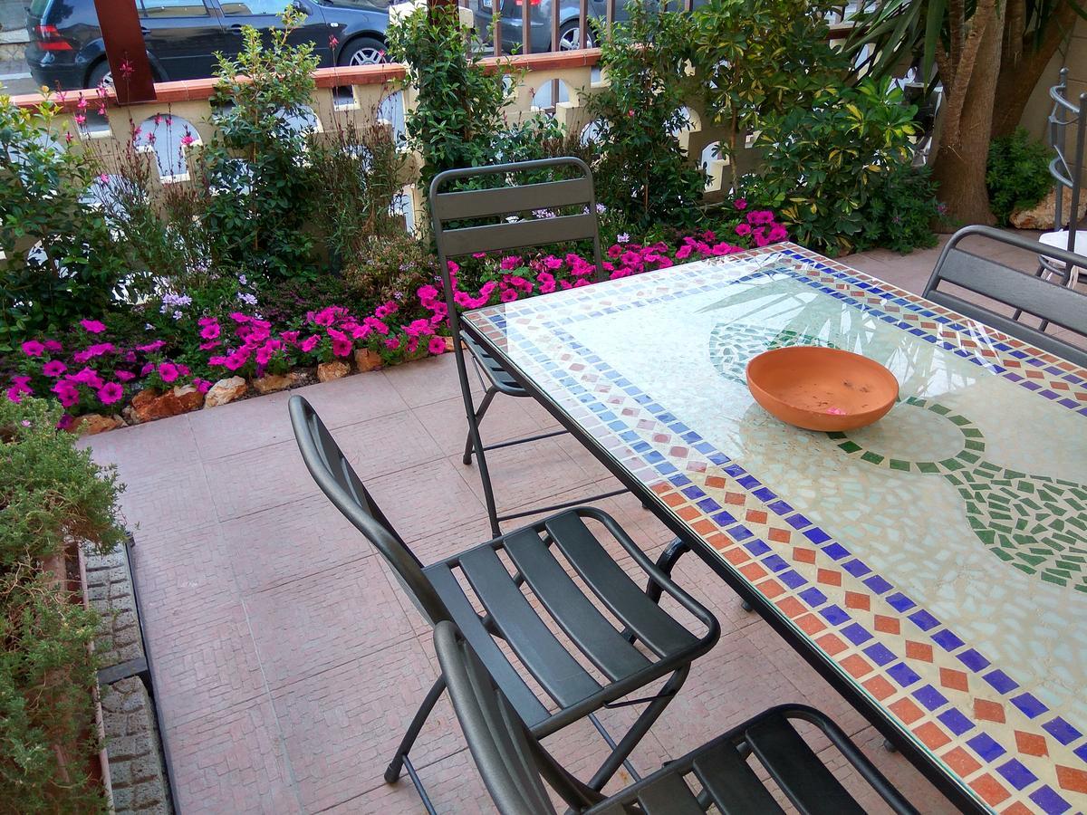 Le Camelie Bed & Breakfast Marina di Ginosa Bagian luar foto
